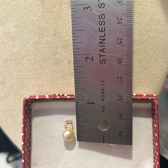 Stunning Pearl & Cubic Zirconia Dainty Earrings-Boutique - Picture 7 of 7